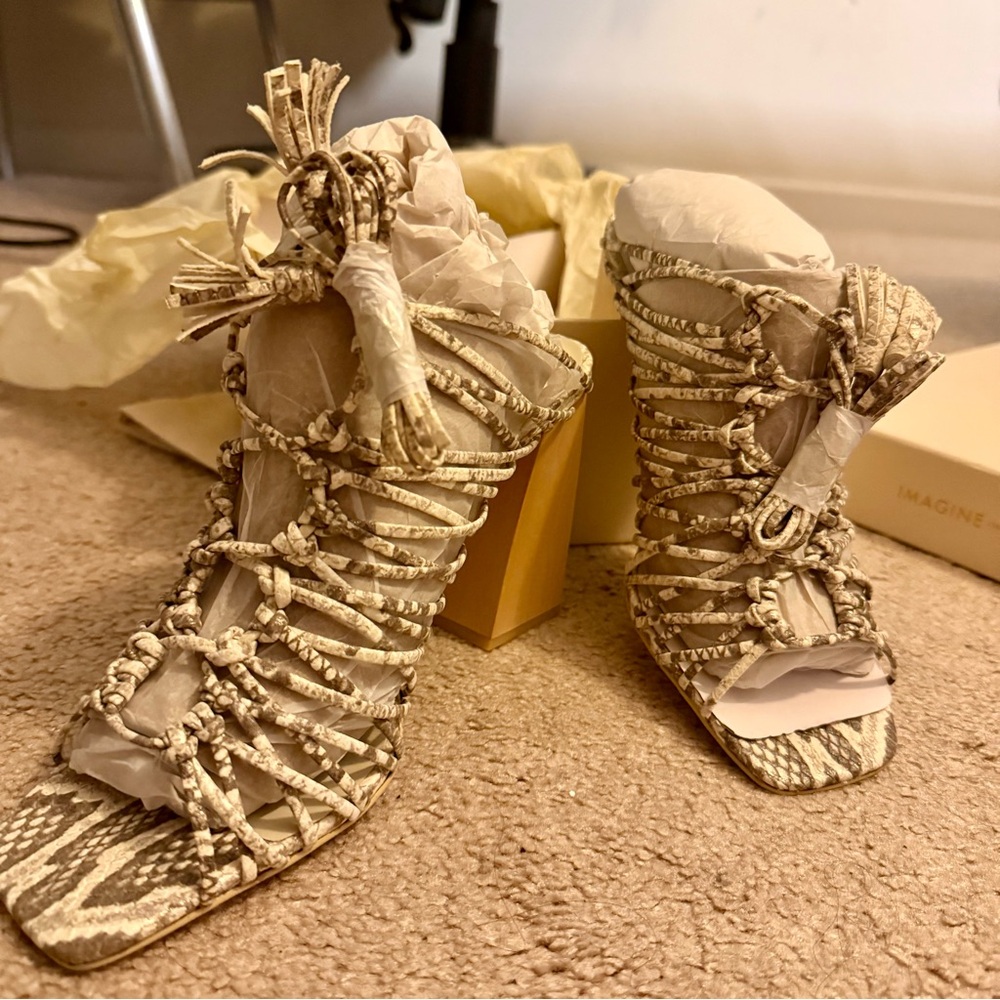 NWT Vince Camuto block heels